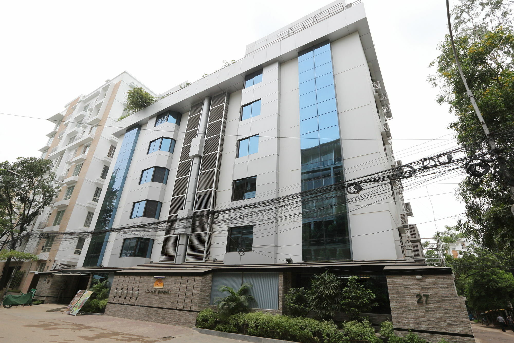 Nascent Gardenia Baridhara Hotel Dhaka Exterior photo